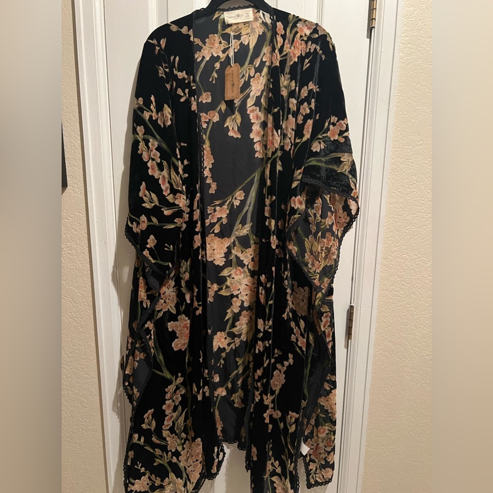 Black Floral Sheer Kimono Cover-Up - Women Tops
